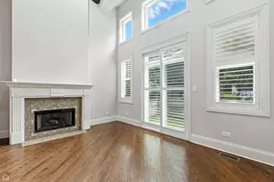 860 W Buckingham Pl, Chicago, IL 60657 - Photo 4