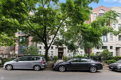 860 W Buckingham Place #1E, Chicago, IL 60657 - Photo 2