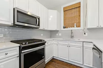 860 W Buckingham Place #1E, Chicago, IL 60657 - Photo 10