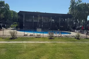 7373 Blackburn Ave, Downers Grove, IL 60516 - Photo 24