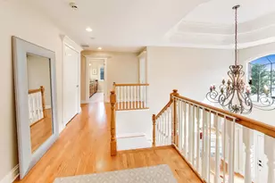 909 S Cambridge Ave, Elmhurst, IL 60126 - Photo 12