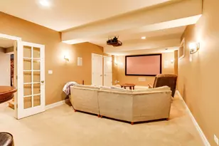 909 S Cambridge Ave, Elmhurst, IL 60126 - Photo 28