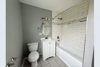 18864 Greenbay Avenue, Lansing, IL 60438 - Photo 8