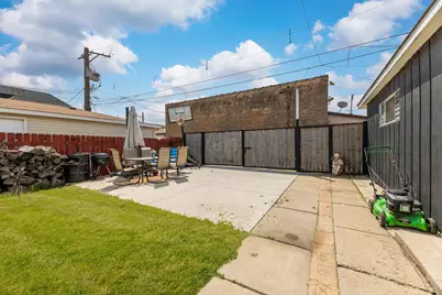5633 W 64th Place, Chicago, IL 60638 - Photo 26