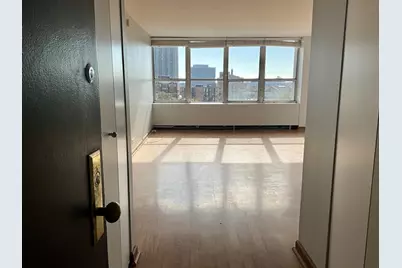 655 W Irving Park Road #703, Chicago, IL 60613 - Photo 2