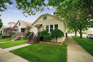 5758 N Moody Ave, Chicago, IL 60646 - Photo 2