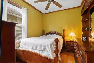 5758 N Moody Ave, Chicago, IL 60646 - Photo 6