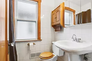 5758 N Moody Ave, Chicago, IL 60646 - Photo 8