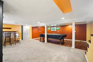 5758 N Moody Ave, Chicago, IL 60646 - Photo 12