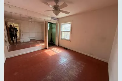 8842 S Cregier Avenue, Chicago, IL 60617 - Photo 4