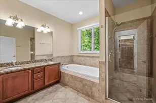 1515 Stonegate Manor, Mount Prospect, IL 60056 - Photo 18