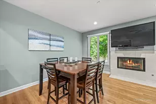 1515 Stonegate Manor, Mount Prospect, IL 60056 - Photo 10