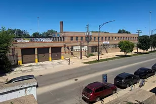 4700 W Montrose Ave, Chicago, IL 60641 - Photo 1