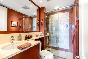 111 W Maple St, Chicago, IL 60610 - Photo 38