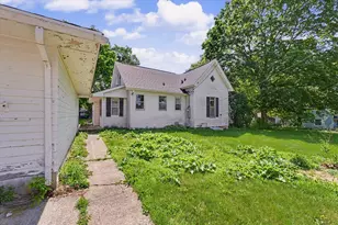 307 S Lincoln St, Mahomet, IL 61853 - Photo 26