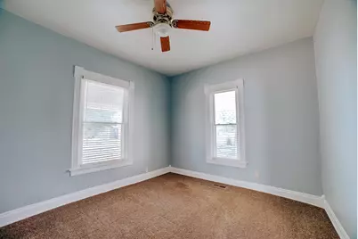 424 N 2nd Street, Watseka, IL 60970 - Photo 12