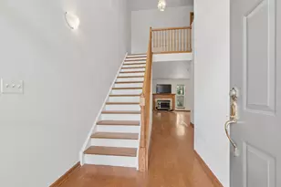 2772 Whitlock Dr, Darien, IL 60561 - Photo 4