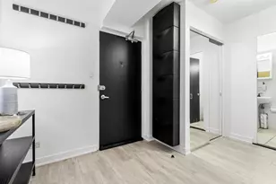 4950 N Marine Dr, Chicago, IL 60640 - Photo 2