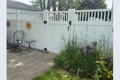 2701 Harrison Place, Waukegan, IL 60085 - Photo 4