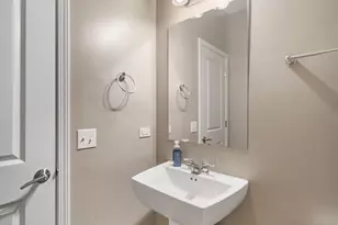 775 Lee St, Des Plaines, IL 60016 - Photo 22