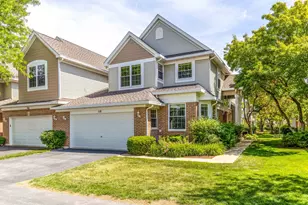 118 Bay Dr, Itasca, IL 60143 - Photo 2