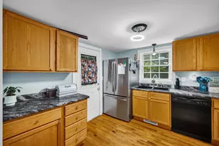 252 Sylvan Ln, Creve Coeur, IL 61610 - Photo 10
