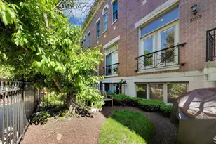 1225 W Lexington St, Chicago, IL 60607 - Photo 26