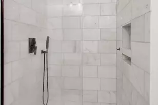 1225 W Lexington St, Chicago, IL 60607 - Photo 14