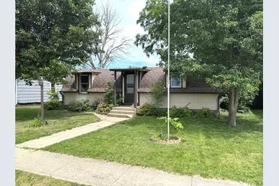 311 S Walnut Street, Wyanet, IL 61379 - Photo 1