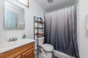 39689 Lynsee Ct, Beach Park, IL 60083 - Photo 32