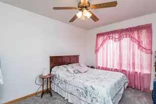 39689 Lynsee Ct, Beach Park, IL 60083 - Photo 26