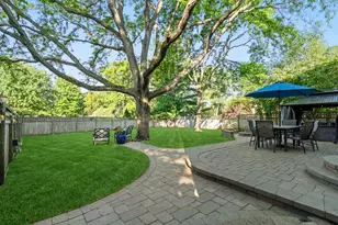 629 Joshua Ct, Naperville, IL 60540 - Photo 4