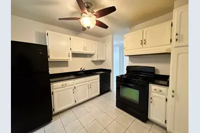 2211 S Stewart Avenue #4D, Lombard, IL 60148 - Photo 6