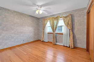 718 N Russel, Mount Prospect, IL 60056 - Photo 6