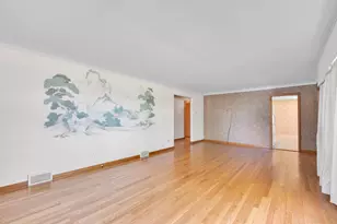 718 N Russel, Mount Prospect, IL 60056 - Photo 4