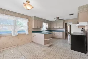718 N Russel, Mount Prospect, IL 60056 - Photo 10