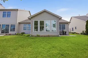2526 Windward Blvd, Champaign, IL 61821 - Photo 26