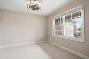 2526 Windward Blvd, Champaign, IL 61821 - Photo 22