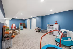 8325 Watson Cir, Lakewood, IL 60014 - Photo 38
