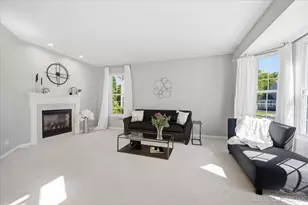 8325 Watson Cir, Lakewood, IL 60014 - Photo 6