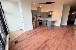 4635 N Clark St, Chicago, IL 60640 - Photo 2