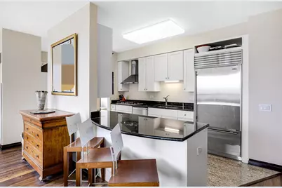 33 W Ontario Street #48B, Chicago, IL 60654 - Photo 8