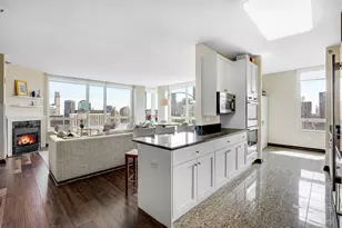 33 W Ontario St, Chicago, IL 60654 - Photo 10
