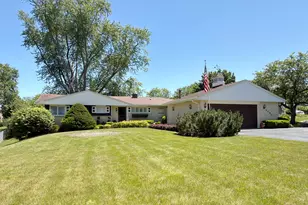 34841 N Leonard Ave, Ingleside, IL 60041 - Photo 1