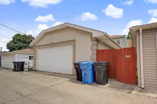 4450 N Mango Ave, Chicago, IL 60630 - Photo 42