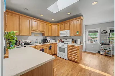 4450 N Mango Avenue, Chicago, IL 60630 - Photo 8