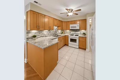 10640 S Brooklodge Lane #2B, Palos Hills, IL 60465 - Photo 2