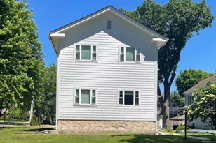 632 N Center St, Naperville, IL 60563 - Photo 2