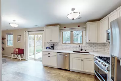 5150 Winona Lane, Gurnee, IL 60031 - Photo 6