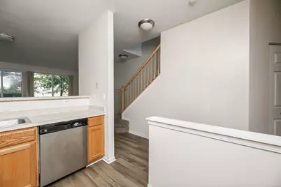 2943 Kentshire Circle, Naperville, IL 60564 - Photo 8